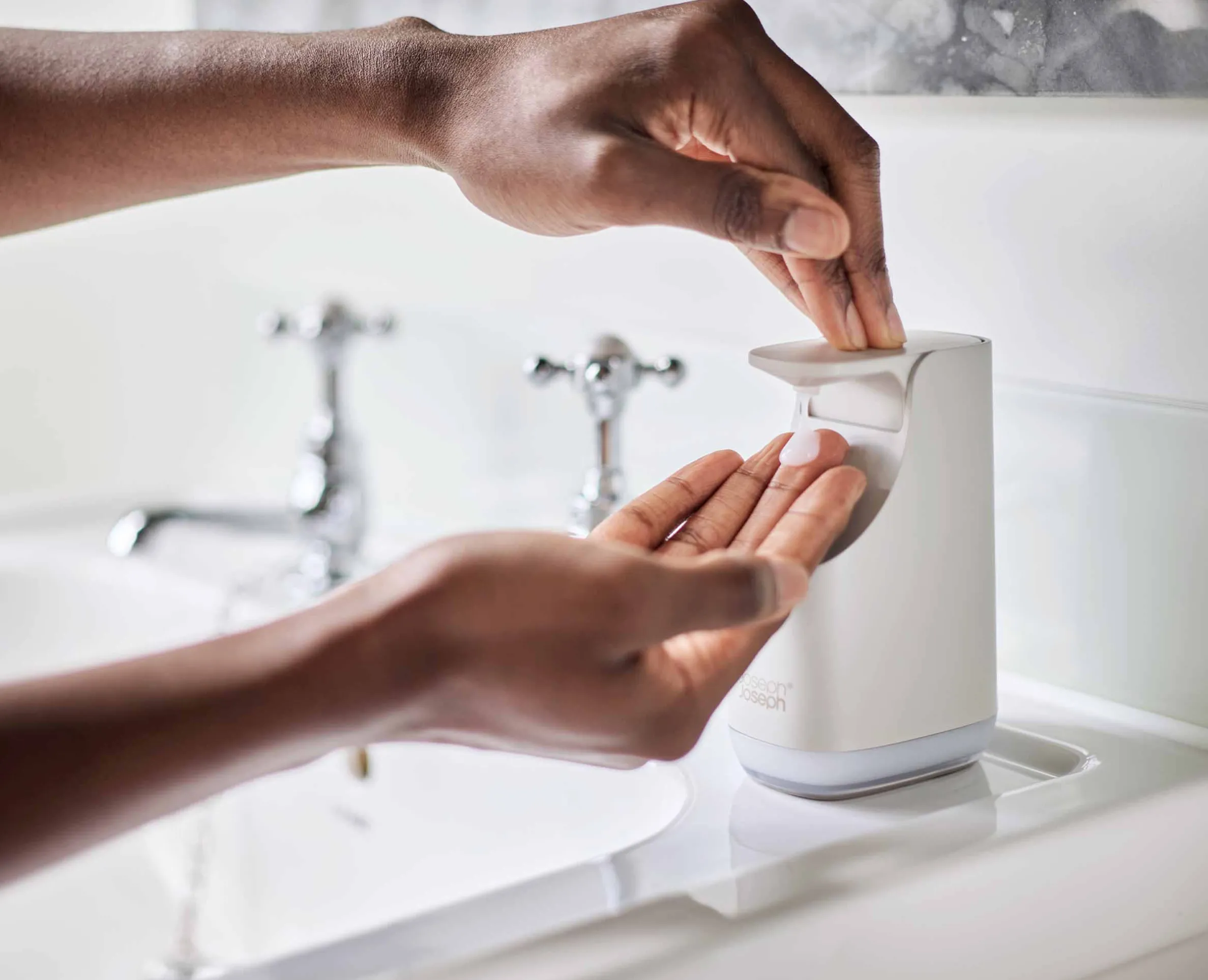 Distributeur de Savon Liquide Écru Slim™